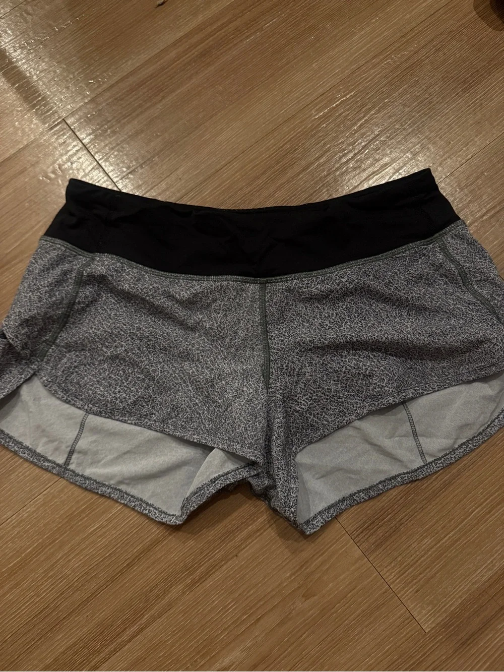 lululemon athletica Black Waistband Gray Patterned Athletic Shorts